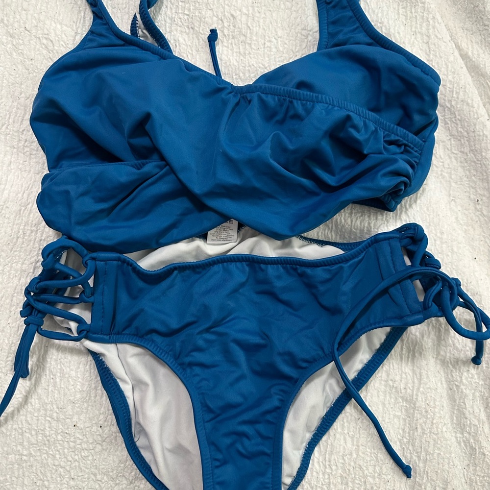 VENUS Vibrant Blue Swimwear